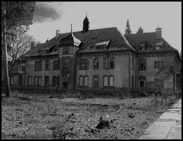 Spooky House